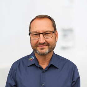 Uwe Fritz Riek