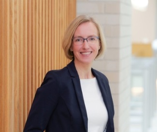 Dr. Christine Bertram