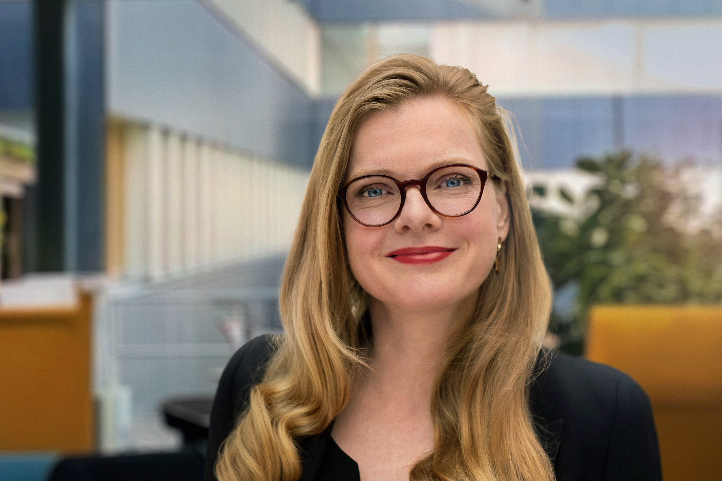 Dr. Anne Bendzulla